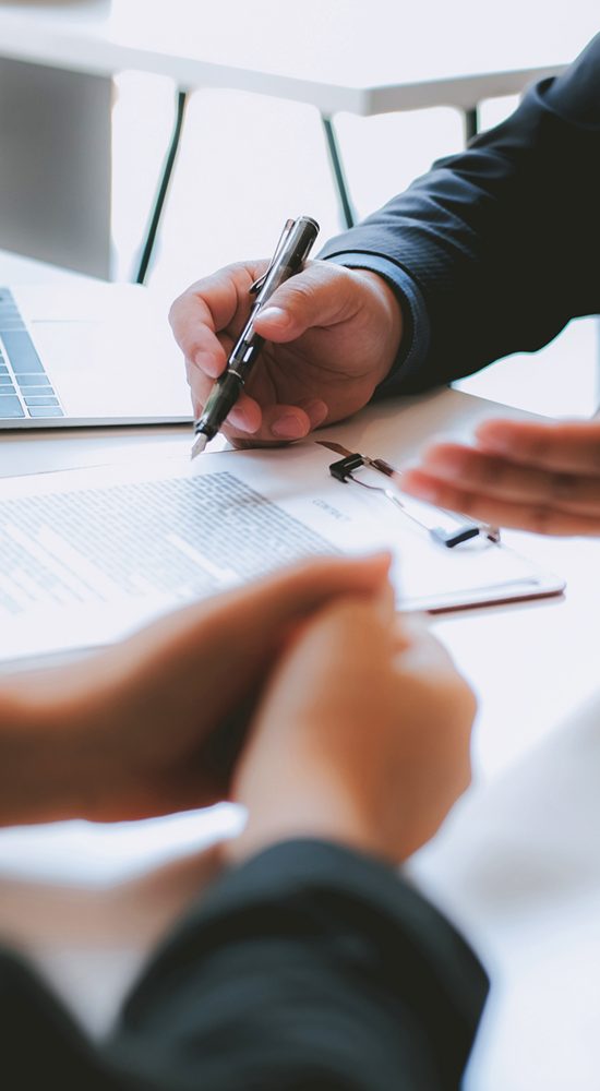 real-estate-broker-consultation-img